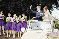 2CV Wedding Cars 1097102 Image 9